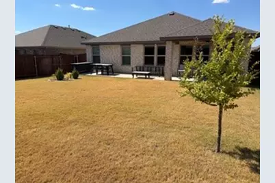 1909 Chippewa Drive, Cleburne, TX 76033 - Photo 12