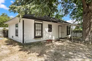 2400 Park Ave, Waco, TX 76706 - Photo 2