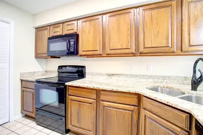 1304 Harwell Drive #4811, Arlington, TX 76011 - Photo 6