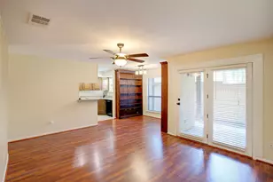 1304 Harwell Dr, Arlington, TX 76011 - Photo 2