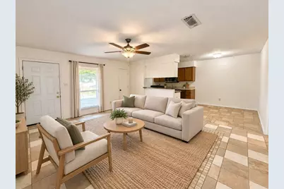 424 NW 23rd Street, Grand Prairie, TX 75050 - Photo 2