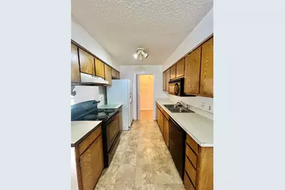 424 NW 23rd Street, Grand Prairie, TX 75050 - Photo 6