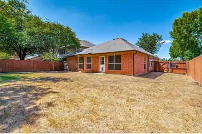 2755 Honey Suckle Drive, Grand Prairie, TX 75052 - Photo 26