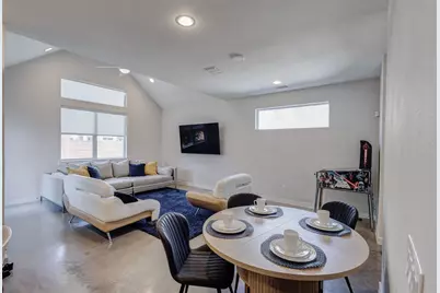 1126 Clifftop Lane, Dallas, TX 75208 - Photo 6