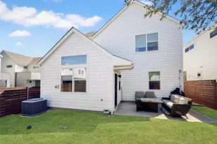 1126 Clifftop Ln, Dallas, TX 75208 - Photo 28