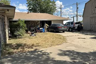 1700 Northcrest Dr, Arlington, TX 76012 - Photo 10