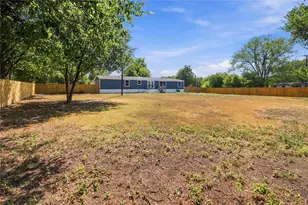 701 Lazy Springs Dr, Red Oak, TX 75154 - Photo 26
