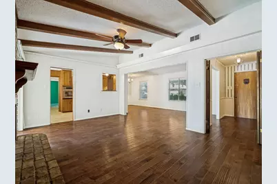 3513 Wren Avenue, Fort Worth, TX 76133 - Photo 8