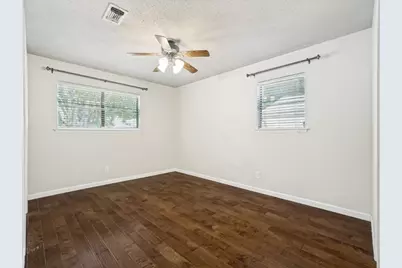 3513 Wren Avenue, Fort Worth, TX 76133 - Photo 18