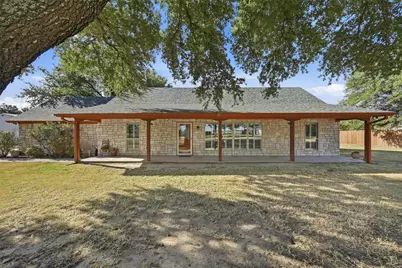 212 Bobby Sam Court, Collinsville, TX 76233 - Photo 2