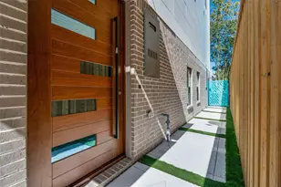 708 W 10th St, Dallas, TX 75208 - Photo 6