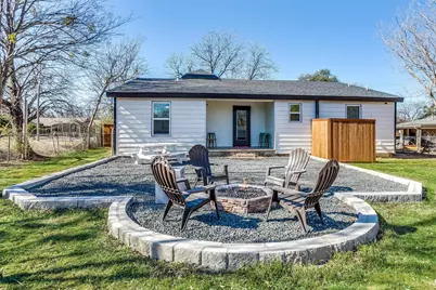 323 S Hannaford Street, Granbury, TX 76048 - Photo 38