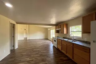 611 E Broadmore Ave, Wills Point, TX 75169 - Photo 6