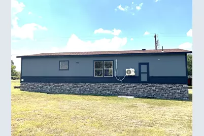 611 E Broadmore Avenue, Wills Point, TX 75169 - Photo 2
