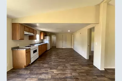 611 E Broadmore Avenue, Wills Point, TX 75169 - Photo 8