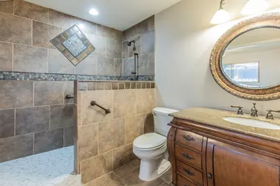5406 Hawthorne Drive, Waco, TX 76710 - Photo 18