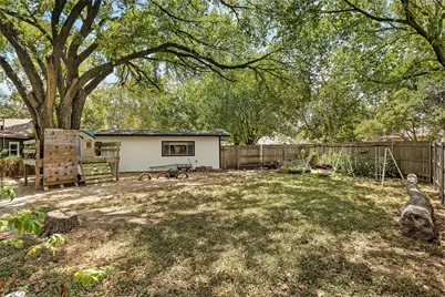 3921 Austin Avenue, Waco, TX 76710 - Photo 24
