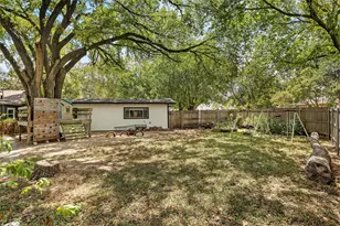 3921 Austin Ave, Waco, TX 76710 - Photo 24