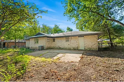 305 Valleyglen Drive, DeSoto, TX 75115 - Photo 28