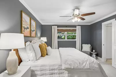 9946 Vistadale Drive, Dallas, TX 75238 - Photo 16