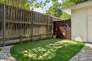 9946 Vistadale Dr, Dallas, TX 75238 - Photo 30
