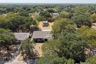 7021 Payte Ln, North Richland Hills, TX 76182 - Photo 28