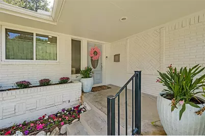 7528 Wentwood Drive, Dallas, TX 75225 - Photo 2