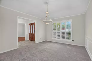 2201 Adams Dr, Arlington, TX 76011 - Photo 10