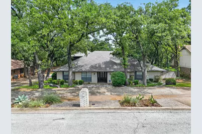 2201 Adams Drive, Arlington, TX 76011 - Photo 1
