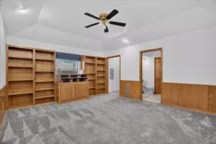 2201 Adams Dr, Arlington, TX 76011 - Photo 28