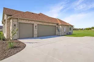 124 Aiden Dr, Waxahachie, TX 75165 - Photo 38