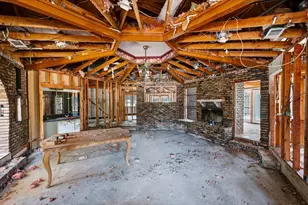 135 E Pleasant Run Rd, Cedar Hill, TX 75104 - Photo 8