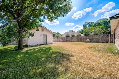 902 Kings Court, Duncanville, TX 75137 - Photo 20