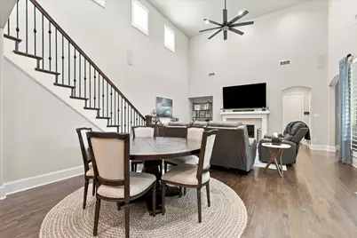 621 The Lakes Boulevard, Lewisville, TX 75056 - Photo 10