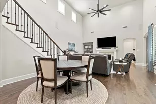 621 The Lakes Blvd, Lewisville, TX 75056 - Photo 10
