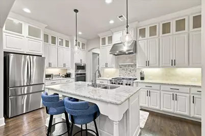 621 The Lakes Boulevard, Lewisville, TX 75056 - Photo 12