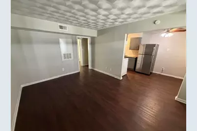 723 N Marsalis Avenue #106, Dallas, TX 75203 - Photo 2
