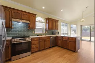 606 Poplar Vista Ln, Arlington, TX 76002 - Photo 8
