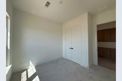 700 Deer Dale Court, Van Alstyne, TX 75495 - Photo 6