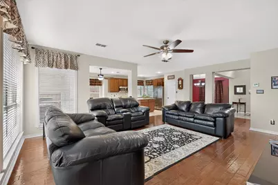9621 Plains Circle, Frisco, TX 75033 - Photo 8