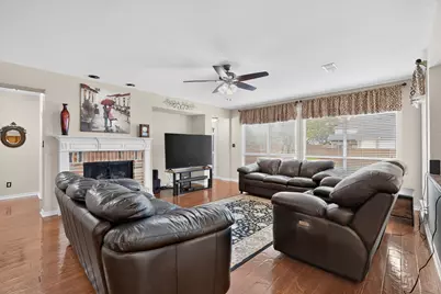 9621 Plains Circle, Frisco, TX 75033 - Photo 6