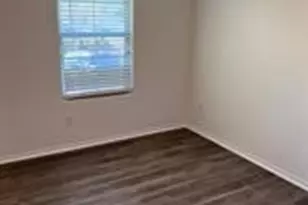 802 S 5th St, Bonham, TX 75418 - Photo 6