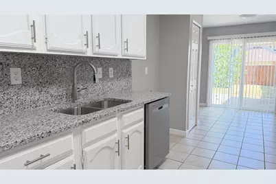 445 Sandy Knoll Drive, Coppell, TX 75019 - Photo 12