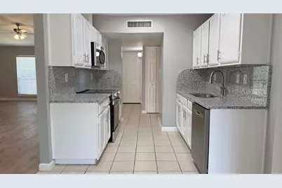 445 Sandy Knoll Drive, Coppell, TX 75019 - Photo 10