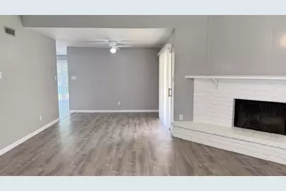 445 Sandy Knoll Drive, Coppell, TX 75019 - Photo 8