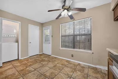 929 Hickory Street #18, Denton, TX 76201 - Photo 16