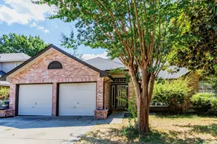 1215 Hyde Park Dr, McKinney, TX 75069 - Photo 1