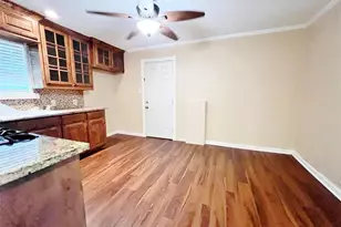 4236 Comanche St, Fort Worth, TX 76119 - Photo 6