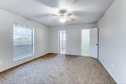 900 Skelly Street, Crowley, TX 76036 - Photo 4