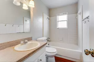 900 Skelly St, Crowley, TX 76036 - Photo 10